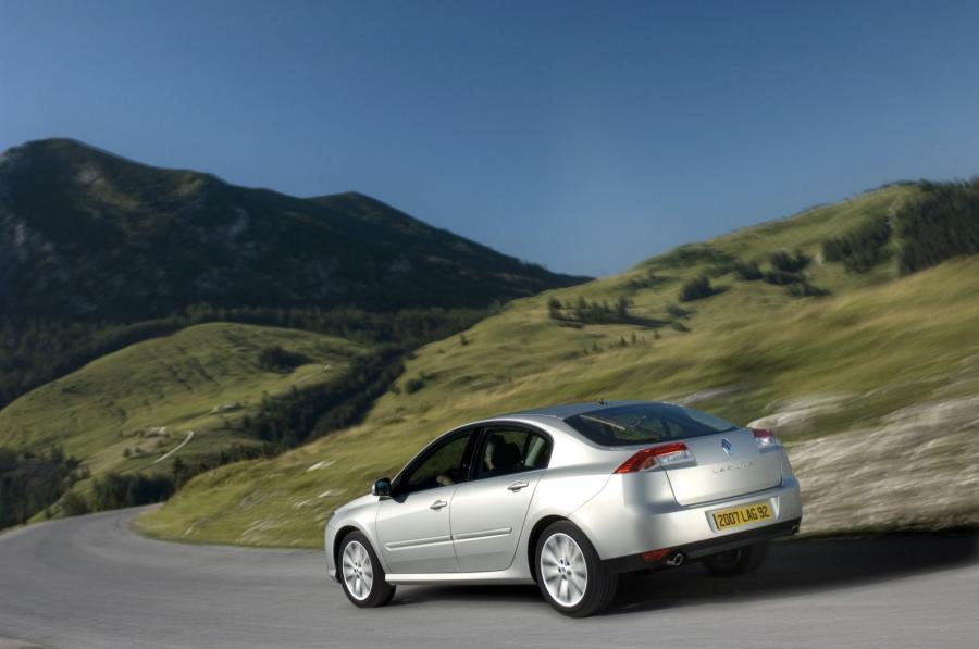 Renault Laguna III 2007 года  (фото 46 из 92)
